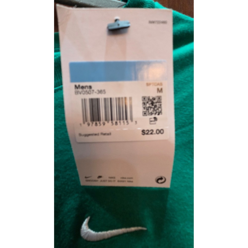 Nike Mens Sportswear Club Tee Green Short Sleeve Swoosh T-Shirt M NWT - Picture 2 of 3